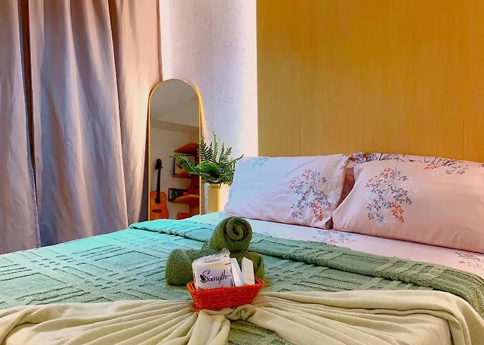 Azure Urban Residences Homestay *