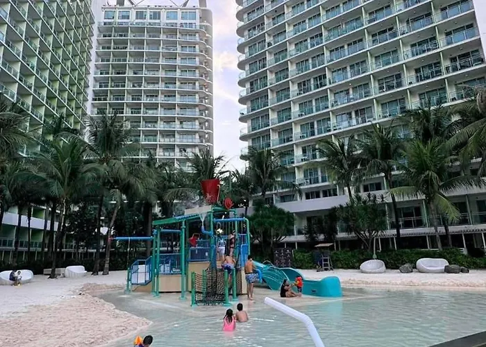 Homestay Azure Urban Residences